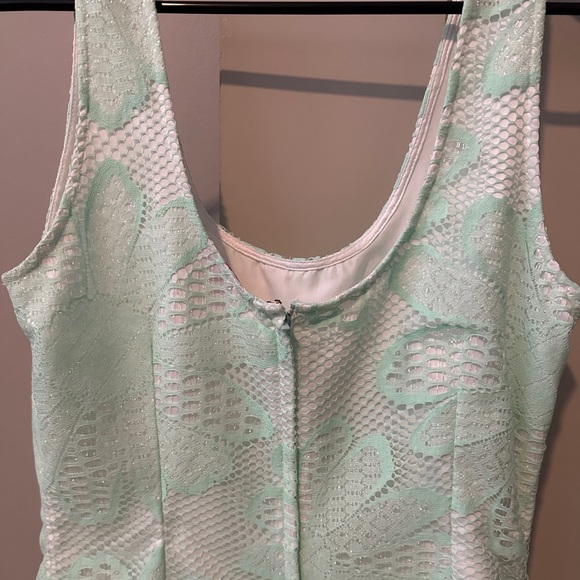 Lilly Pulitzer Shift Dress - Picture 5 of 7